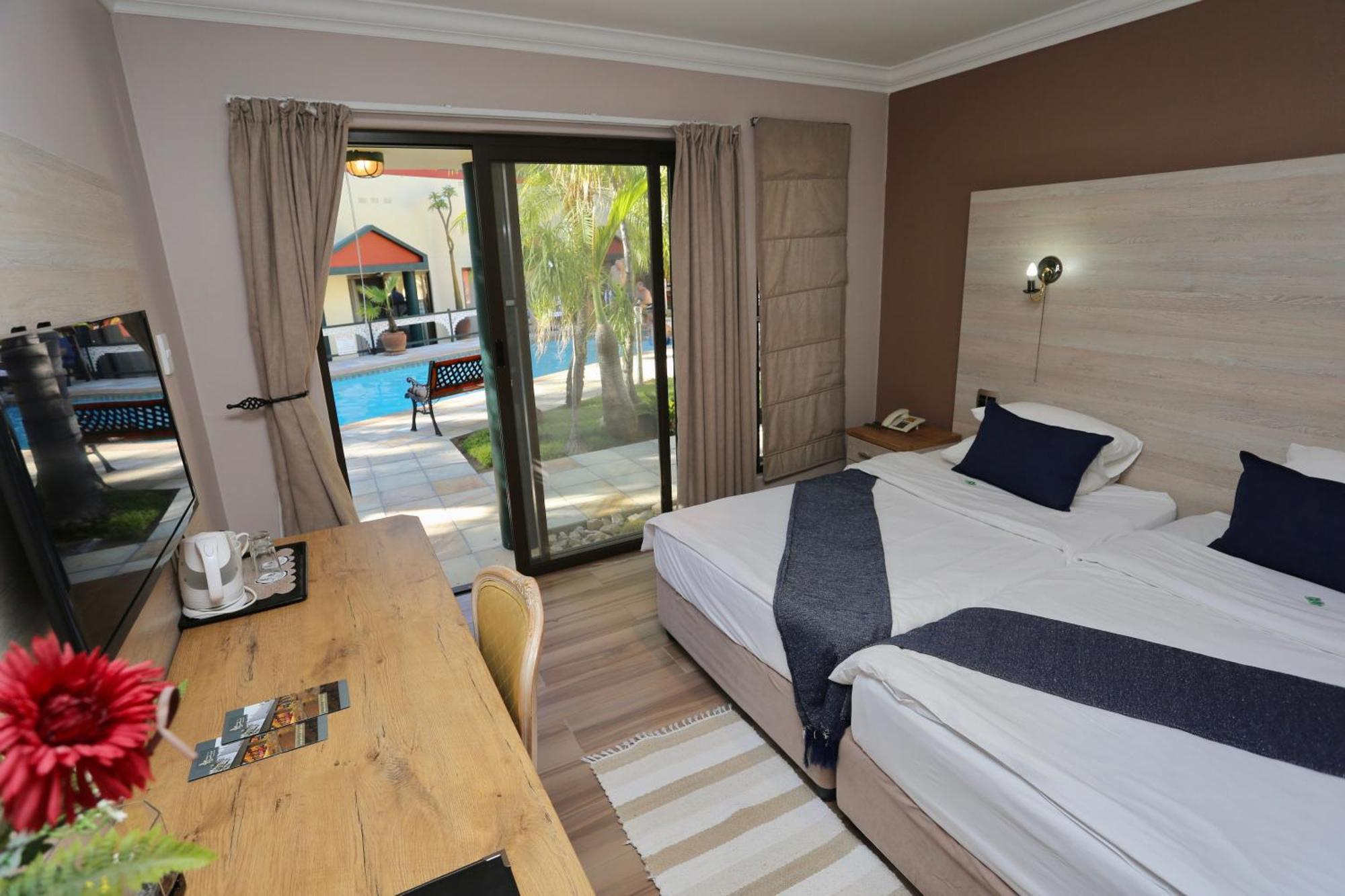 Minen Hotel Цумеб Экстерьер фото
