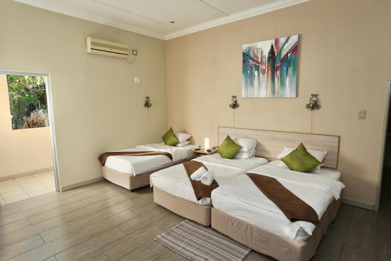 Minen Hotel Цумеб Экстерьер фото